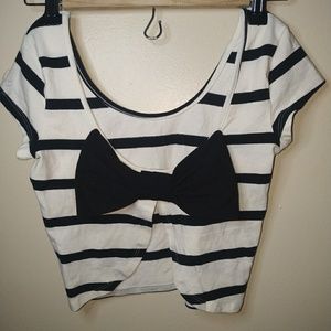 Striped, big bow crop top!!